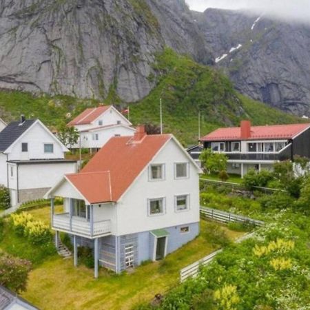 House By The Sea Reine, Lofoten Exteriér fotografie